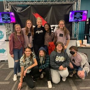 Meet your Posher, Ella